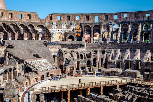 Arena im Kolosseum von Rom